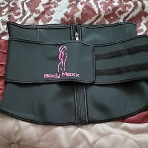 Body Maxx Waiste Trainer